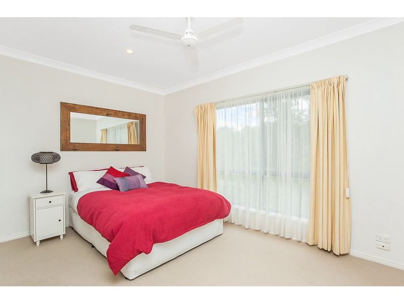 1 Country Crescent, Nerang QLD 4211