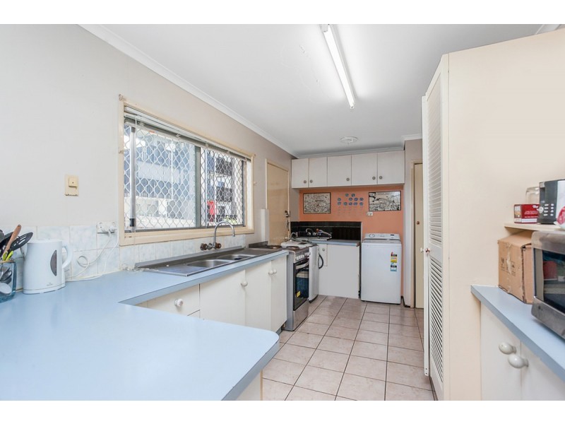 8 Railway Parade, Nerang QLD 4211