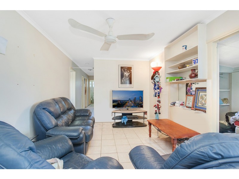 8 Railway Parade, Nerang QLD 4211