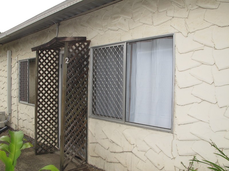 2/5 Proud Street, Labrador QLD 4215