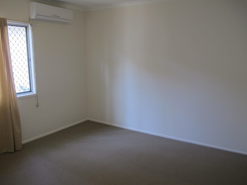 2/5 Proud Street, Labrador QLD 4215