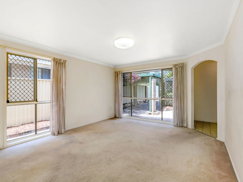 2/57 Corunna Crescent, Ashmore QLD 4214