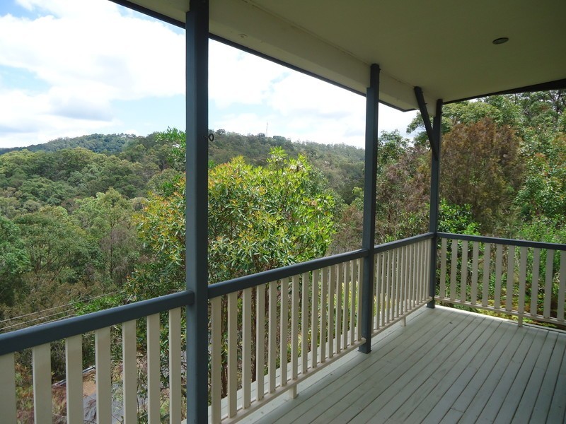 7 Wildflower Court, Clagiraba QLD 4211
