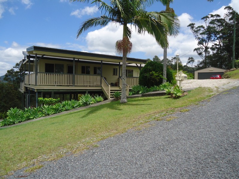 7 Wildflower Court, Clagiraba QLD 4211