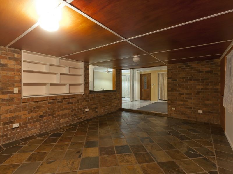 10 Levestam Court, Carrara QLD 4211