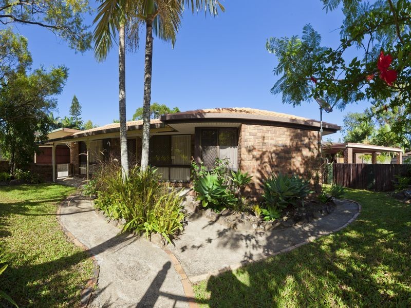 10 Levestam Court, Carrara QLD 4211