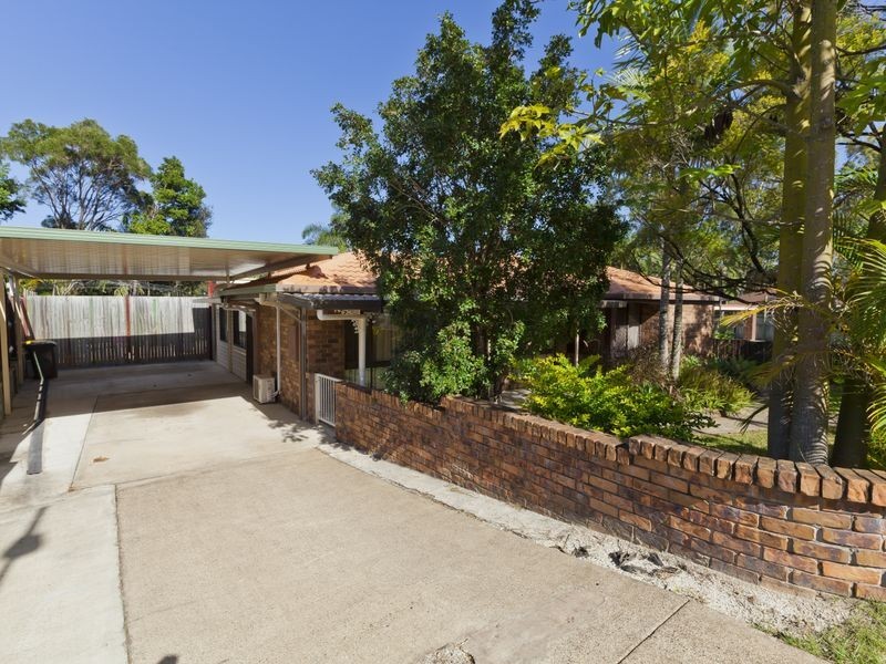 10 Levestam Court, Carrara QLD 4211