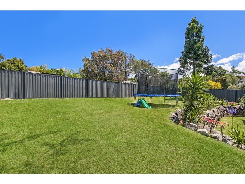 1 Kilmarnock Close, Highland Park QLD 4211