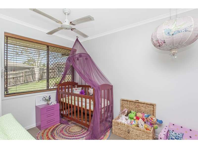 1 Kilmarnock Close, Highland Park QLD 4211
