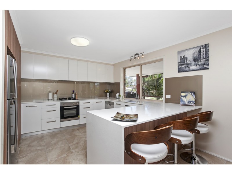 1 Sevenoaks Court, Worongary QLD 4213