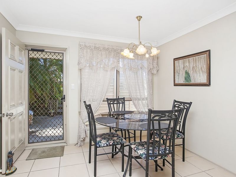 8 Sevenoaks Court, Worongary QLD 4213