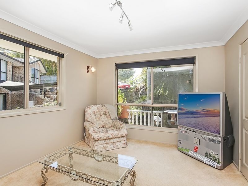 8 Sevenoaks Court, Worongary QLD 4213