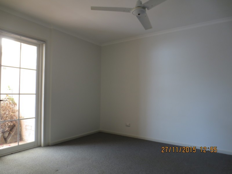 1/2 Tara Terrace, Carrara QLD 4211