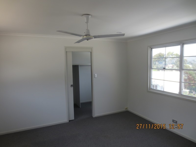 1/2 Tara Terrace, Carrara QLD 4211