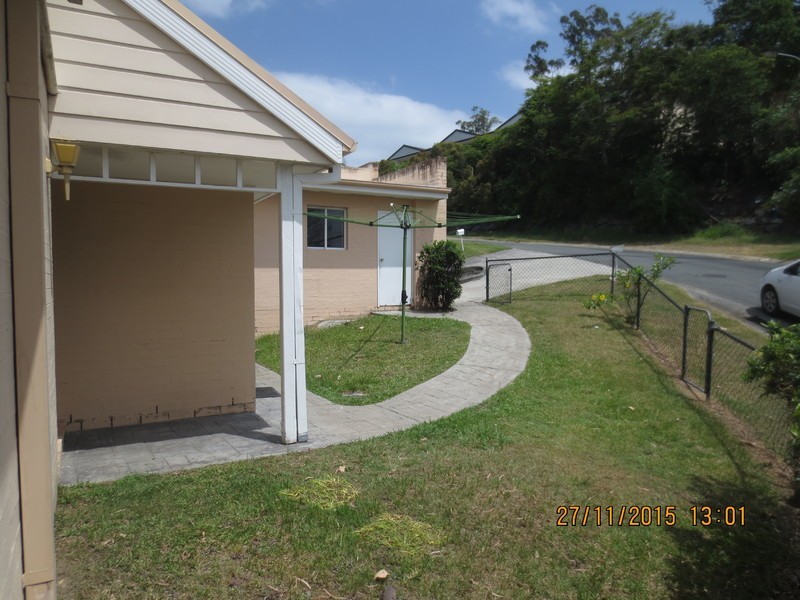 1/2 Tara Terrace, Carrara QLD 4211