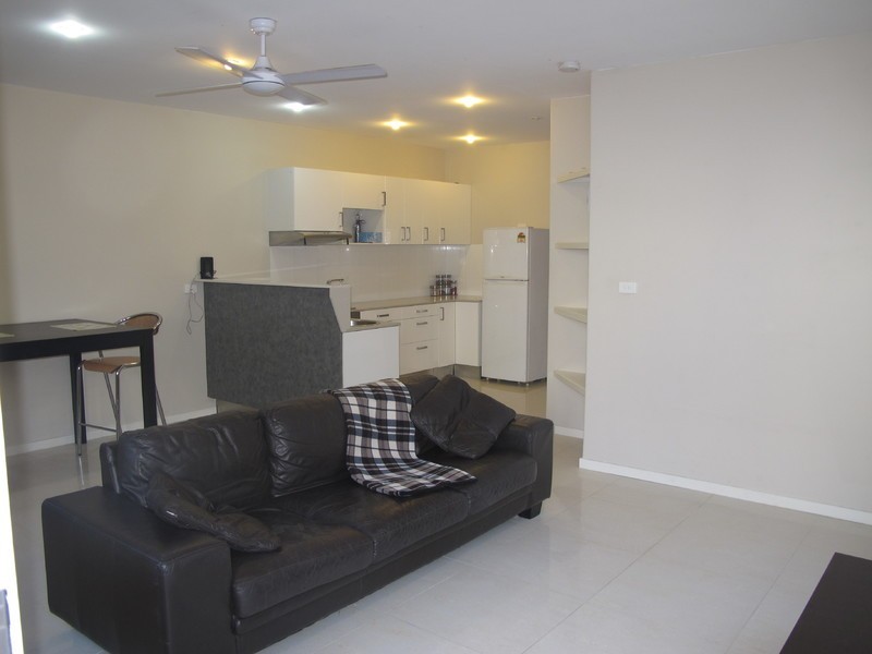 Unit 2, 2/28 Harley Street, Labrador QLD 4215