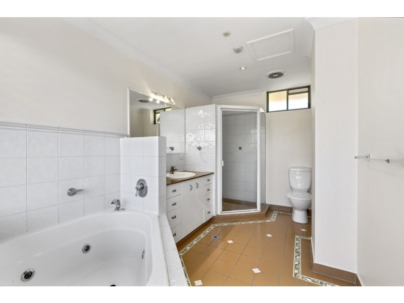 24/12 Monte Carlo Avenue, Surfers Paradise QLD 4217