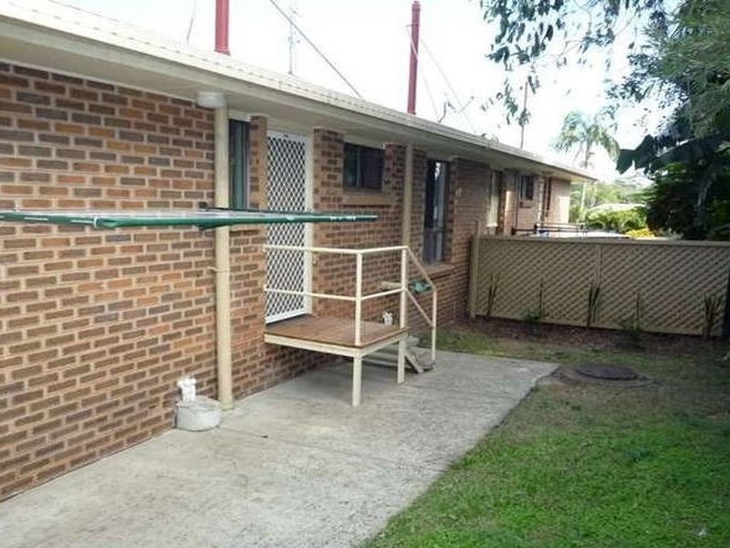 2/6 Tomkins Place, Southport QLD 4215