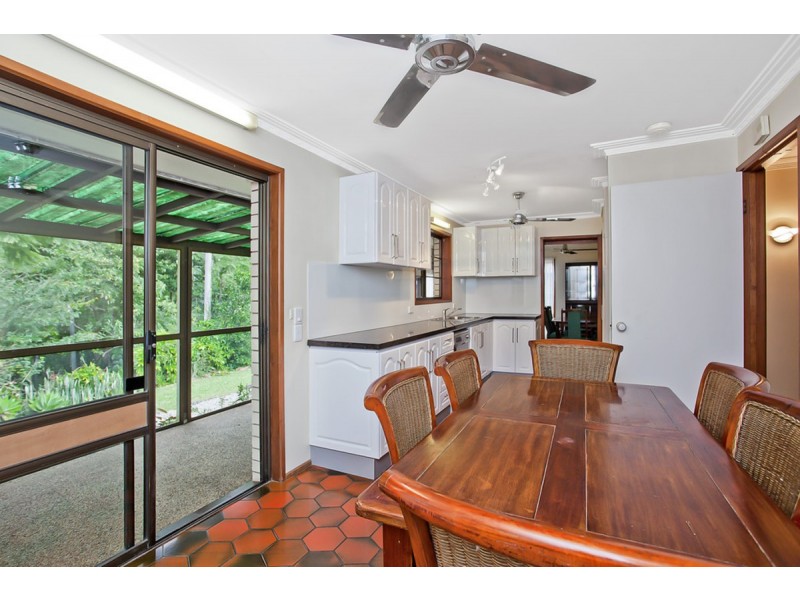 25 Bartlett Avenue, Nerang QLD 4211