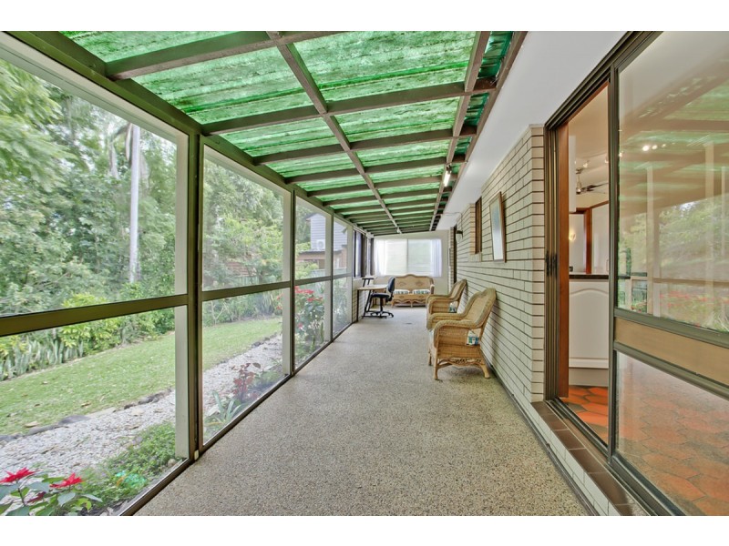 25 Bartlett Avenue, Nerang QLD 4211
