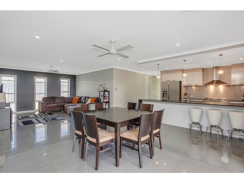 5 Rutherford Circuit, Gilston QLD 4211