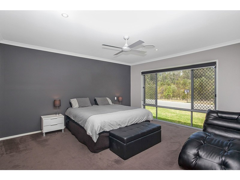 5 Rutherford Circuit, Gilston QLD 4211