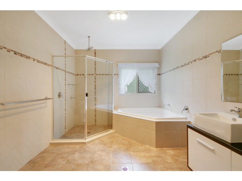 22 Kookaburra Drive, Gilston QLD 4211