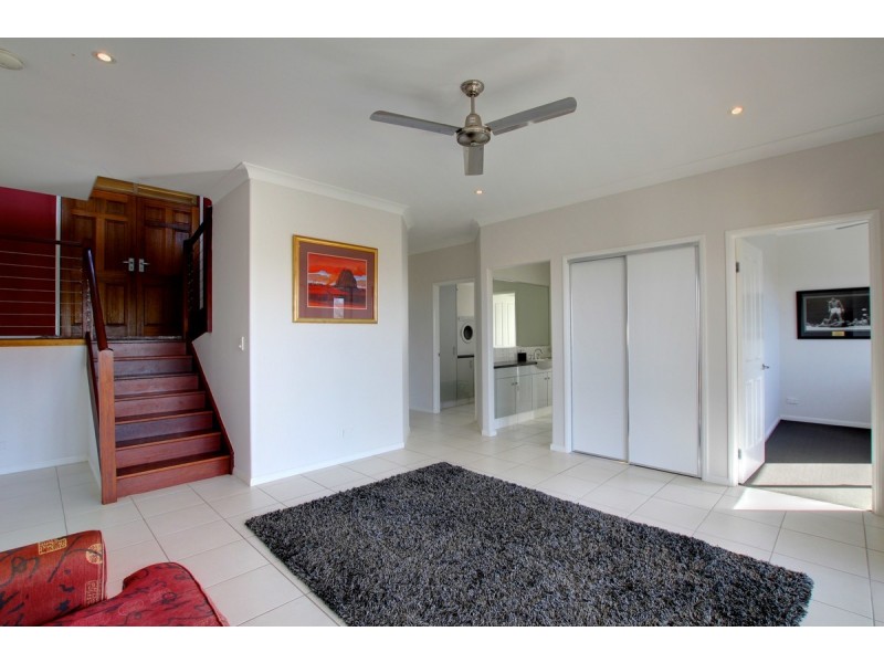 5 Chevron Rise, Highland Park QLD 4211
