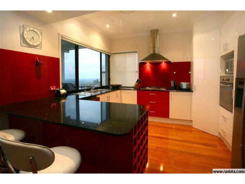 5 Chevron Rise, Highland Park QLD 4211