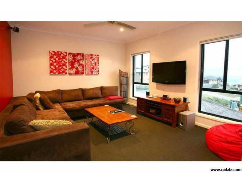 5 Chevron Rise, Highland Park QLD 4211