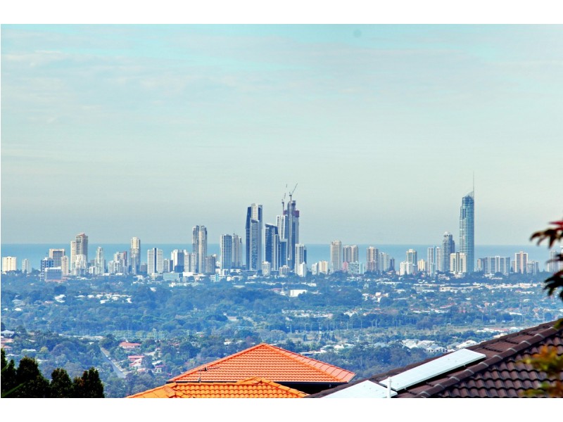 5 Chevron Rise, Highland Park QLD 4211