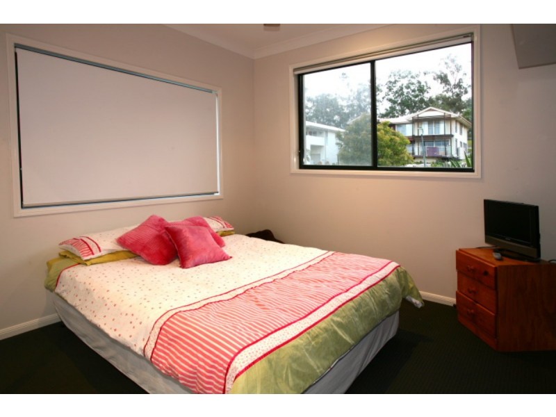 5 Chevron Rise, Highland Park QLD 4211