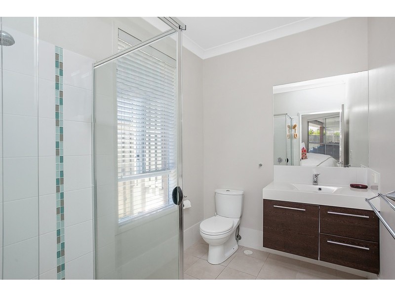 11a Abbey Rose Way, Nerang QLD 4211