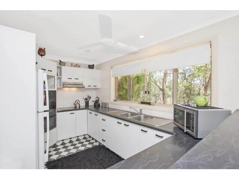 5 Arthur Payne Court, Worongary QLD 4213