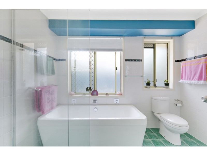 4 Medellin Place, Nerang QLD 4211