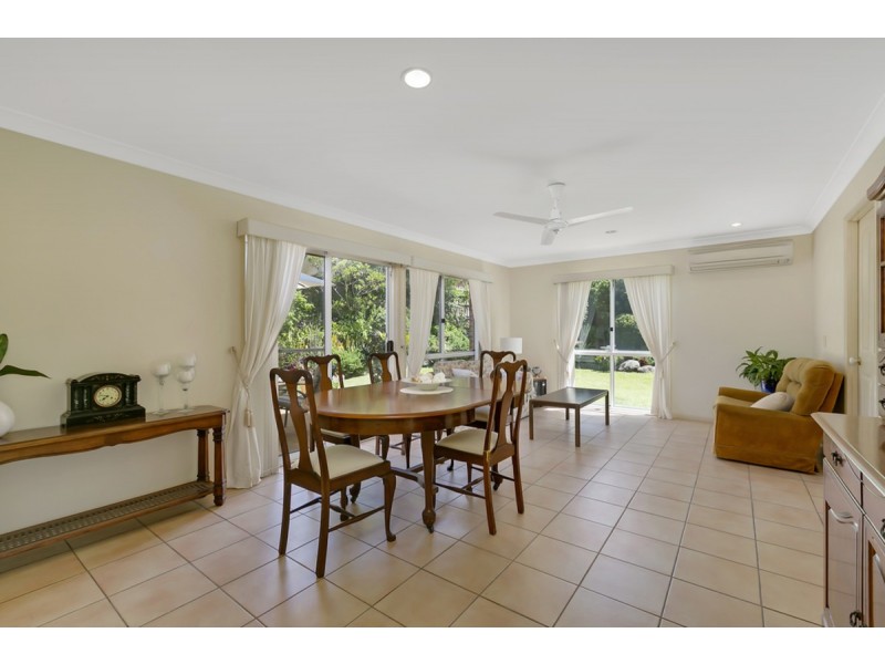 5 Tristania Way, Highland Park QLD 4211