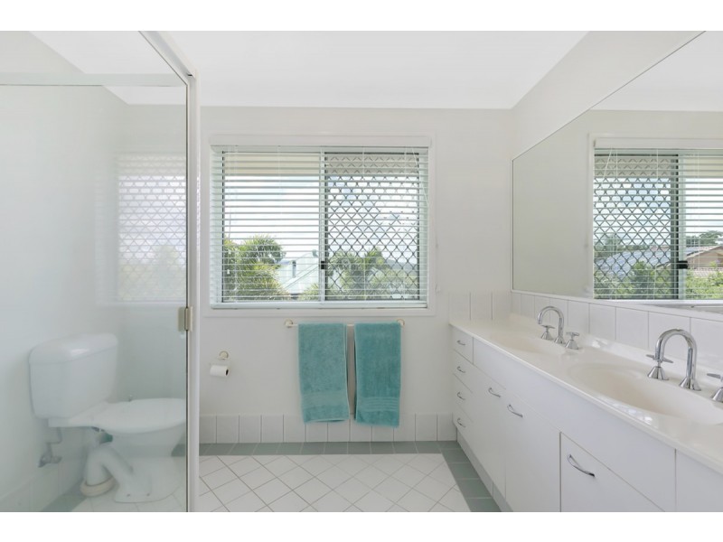5 Tristania Way, Highland Park QLD 4211