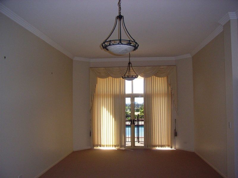 16 Quigan Terrace, Highland Park QLD 4211