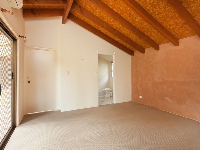 15 Galli Crescent, Carrara QLD 4211