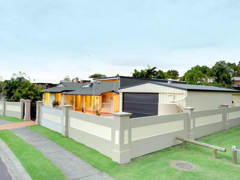 1 Aurora Crescent, Worongary QLD 4213