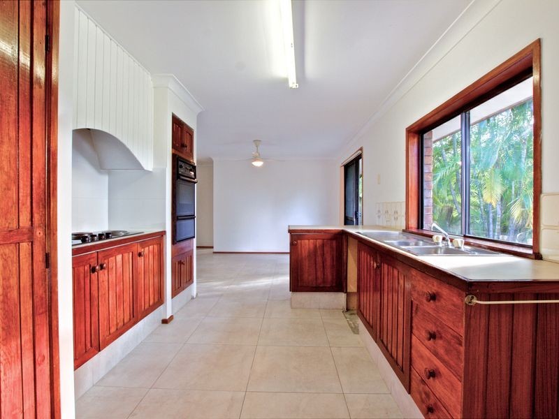 3 Clutha Court, Highland Park QLD 4211