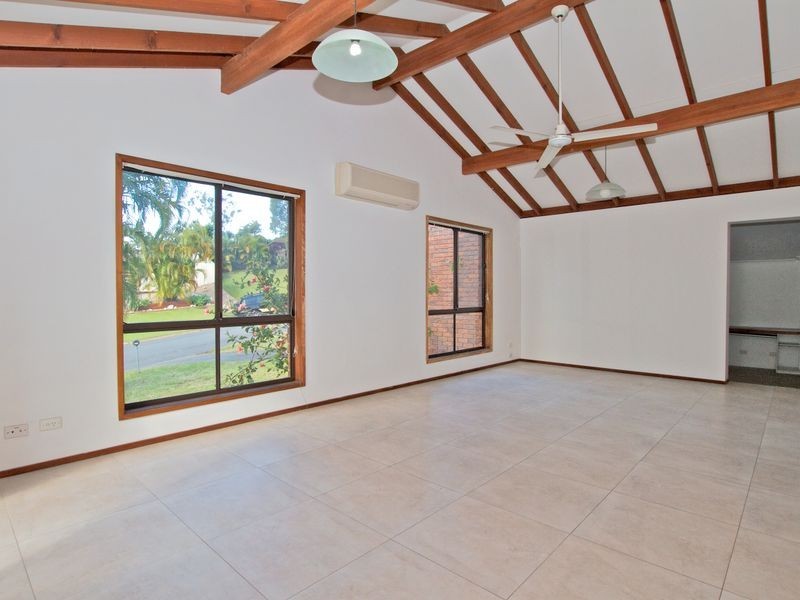3 Clutha Court, Highland Park QLD 4211