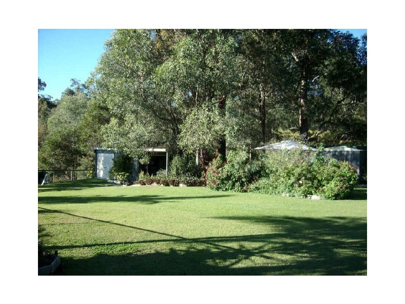 14 Lords Avenue, Mount Nathan QLD 4211