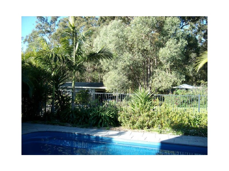 14 Lords Avenue, Mount Nathan QLD 4211