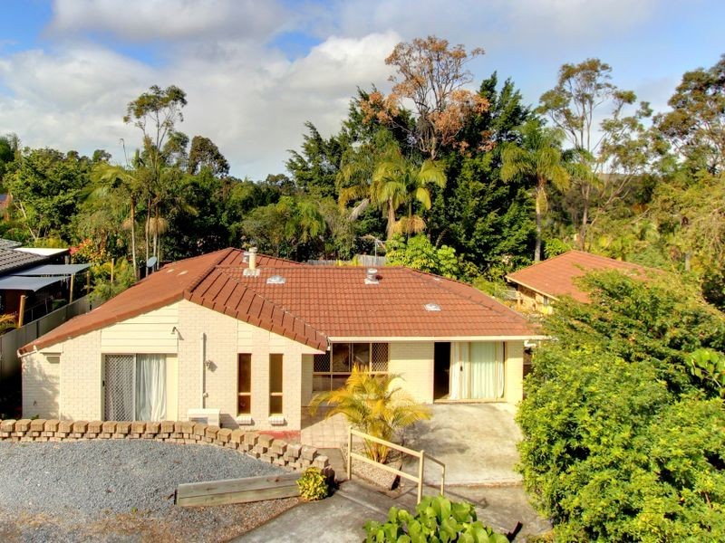 20 Cozens Way, Highland Park QLD 4211