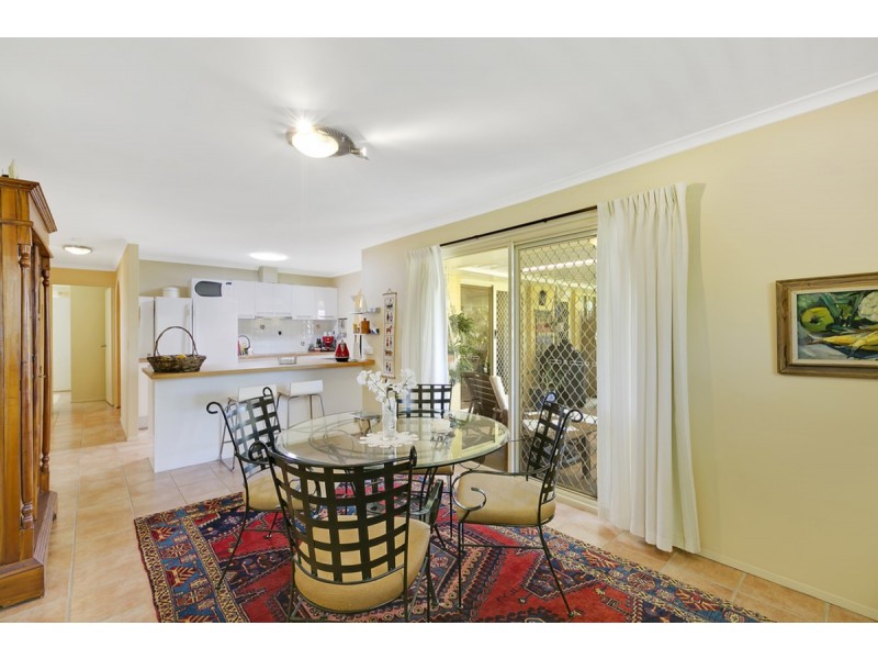 10 Issell Place, Highland Park QLD 4211