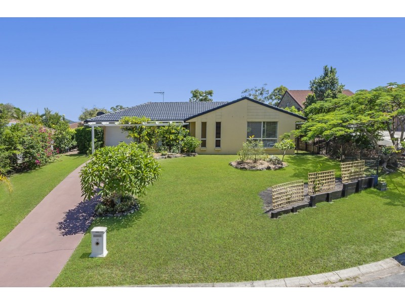 10 Issell Place, Highland Park QLD 4211