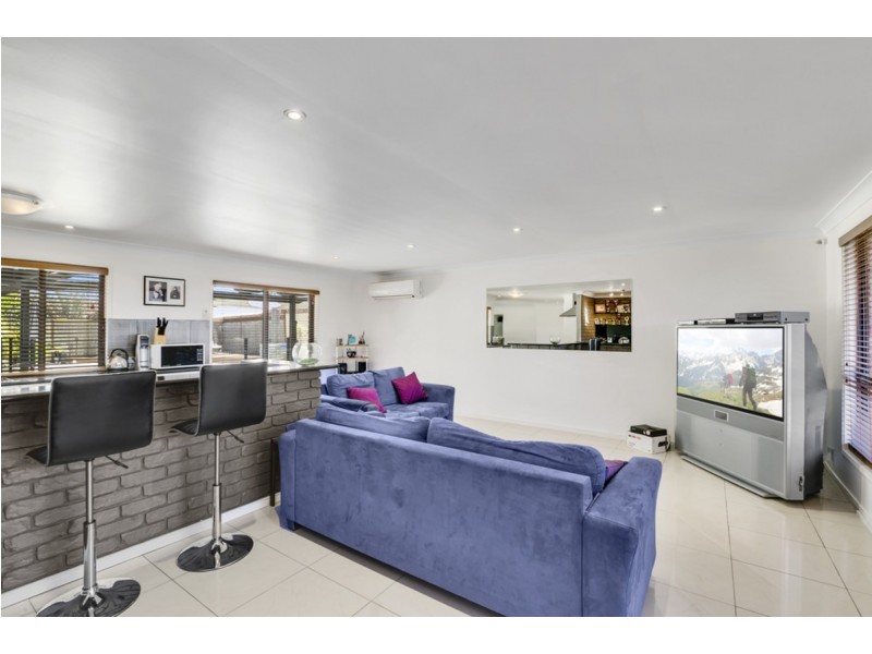 5 Farro Court, Carrara QLD 4211