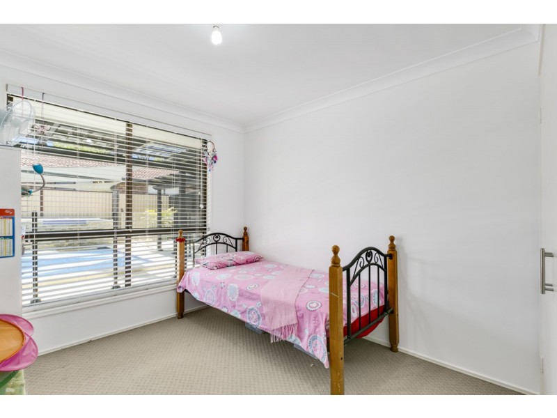 5 Farro Court, Carrara QLD 4211