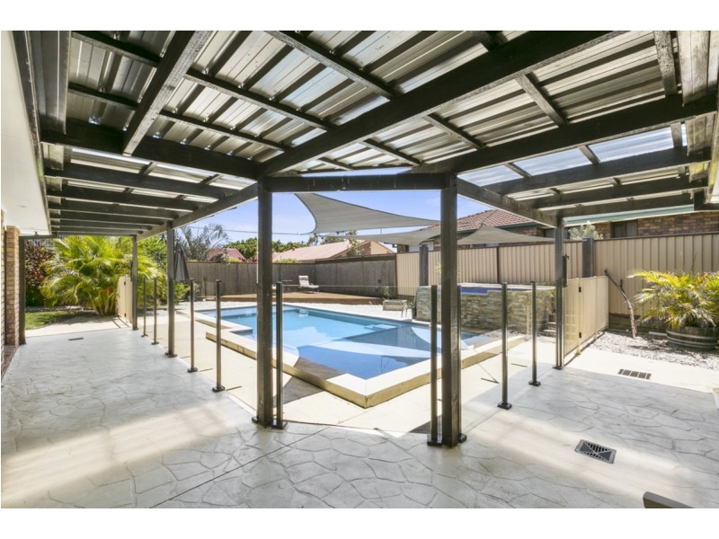 5 Farro Court, Carrara QLD 4211